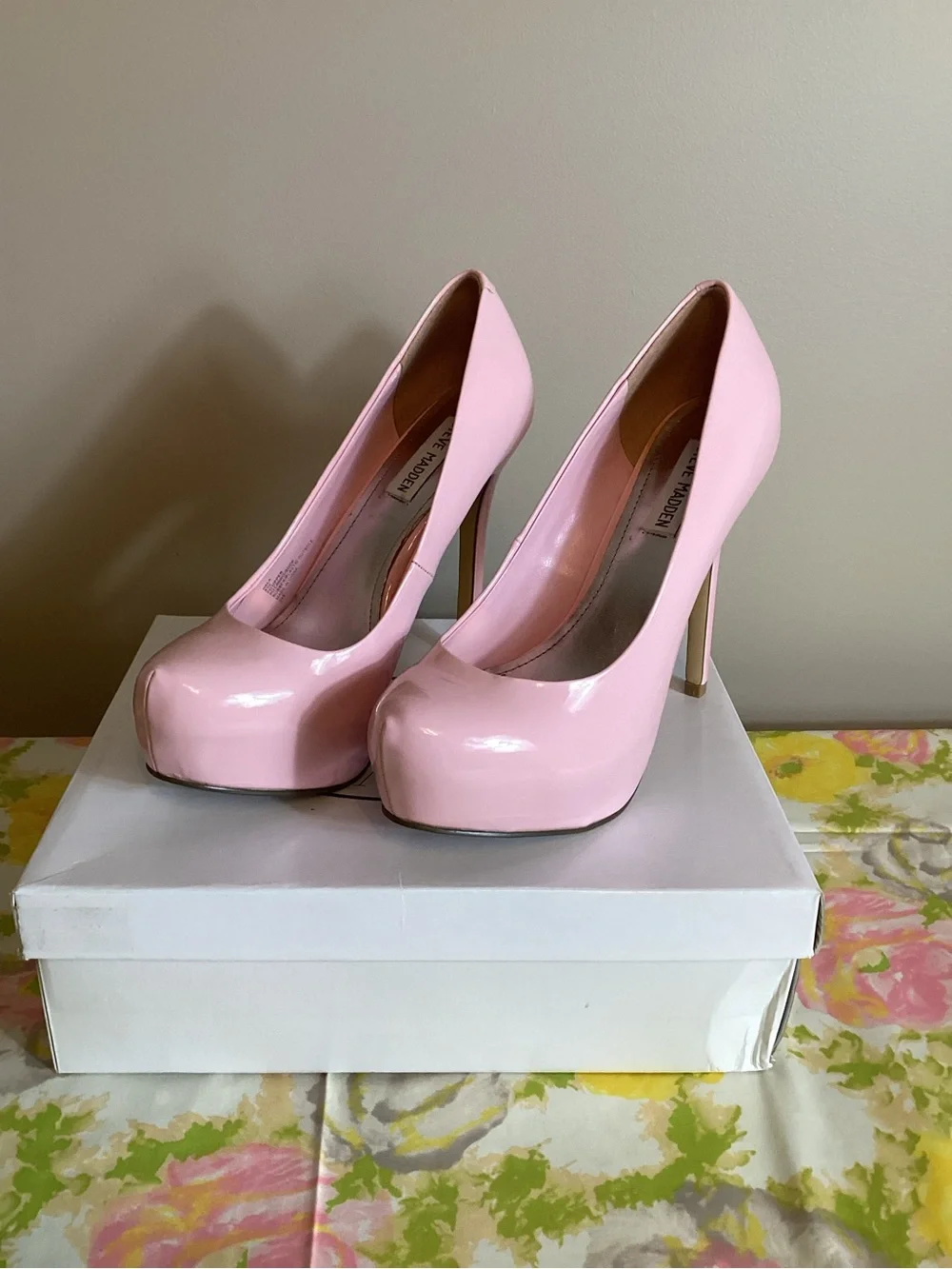 Steve Madden Blush Pink Patent Platform Stiletto Pumps NIB